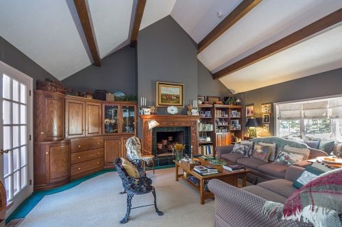 1417 Breakneck Rd, Connellsville PA  15425-6510 exterior