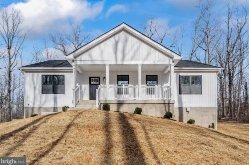 8121 Wilderness Woods Ln, Rhoadesville, VA 22542-8653