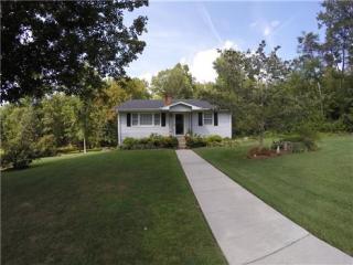 5824 Drake Rd, Greensboro, NC 27406-8825