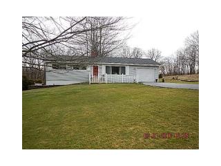 710 Crestview Dr, Hermitage, PA 16150-8332