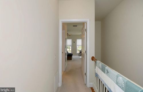 14800 Potomac Branch Dr, Woodbridge VA  22191-4056 exterior