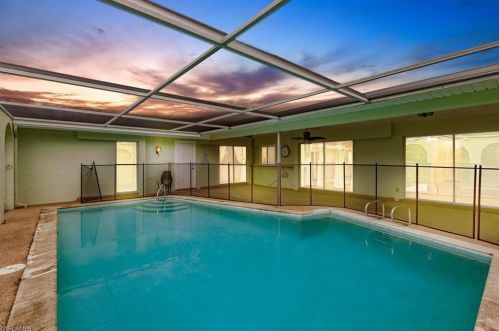 3749 6th Ave, Cape Coral FL  33904-5204 exterior