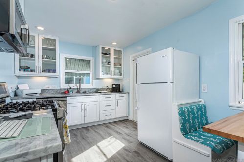 455 Adella Ln, San Diego CA  92118-1921 exterior