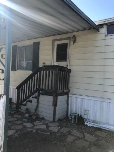 75 Arthur Dr, Santa Rosa, CA 95403-1104