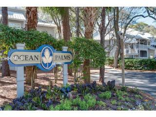 14 Wimbledon Ct, Hilton Head Island SC  29928-5581 exterior