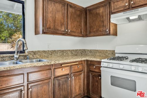 1621 Lingard St, Lancaster CA 93535-3442 exterior