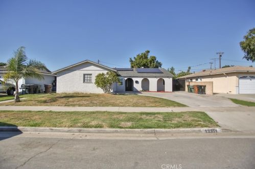 13351 Mcevoy Ln, Garden Grove CA  92843-2237 exterior