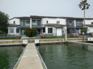 105 Piper Blvd, Port Aransas, TX 78373-4902