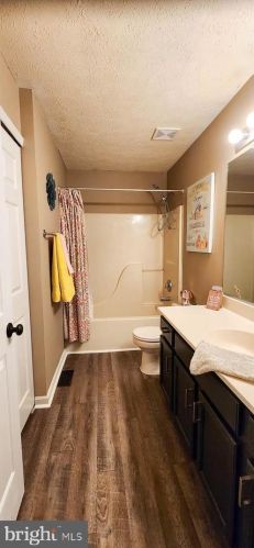12007 Falcon Ridge Dr, Fredericksburg VA  22407-7347 exterior