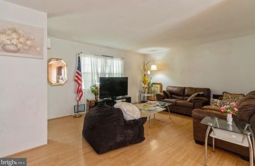 28 Essex Ln, Willingboro NJ  08046-2243 exterior