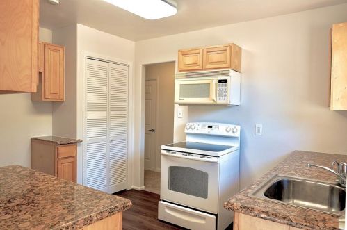 310 Shore Acres Blvd, Morgans Point, TX 77571-7369