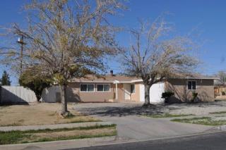 16194 Forrest Ave, Victorville, CA 92395-3606
