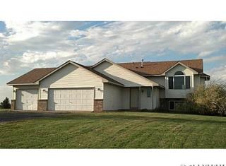 672 Laurie Ln, Hudson, WI 54016-7326