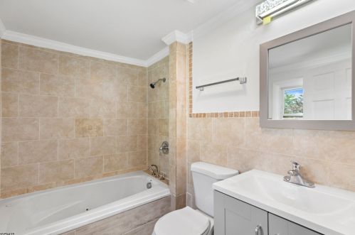 200 Cedar St, Ridgefield Park NJ  07660-1612 exterior