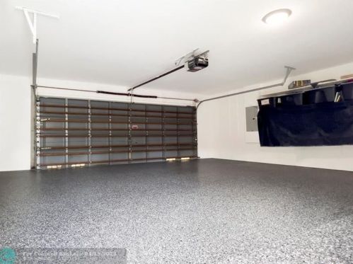 2937 179 Ave, Hollywood FL 33029-1602 exterior