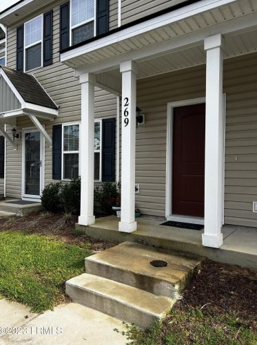 269 Admiration Ave, Beaufort, SC 29906-2400