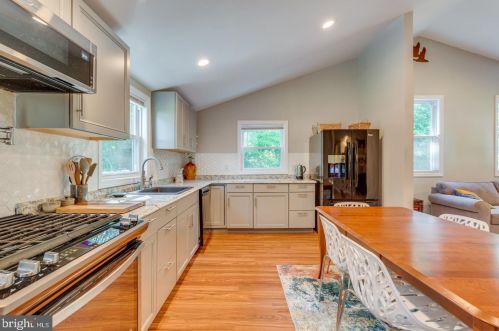 113 Park Ave, Berlin Boro NJ  08009-9410 exterior