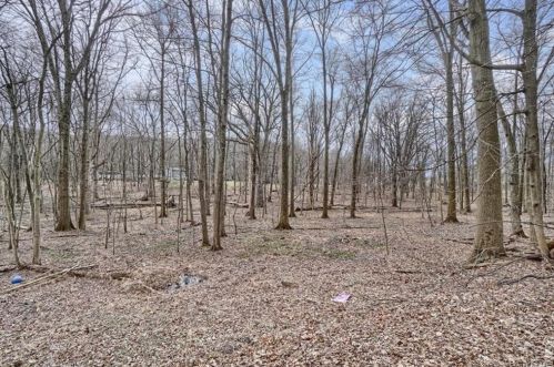 20 Mockingbird Ln, Washingtonville NY  10992-1711 exterior
