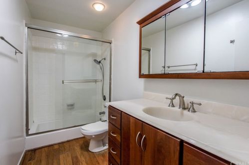 7217 Marina Pacifica Dr, Long Beach CA 90803-3809 exterior