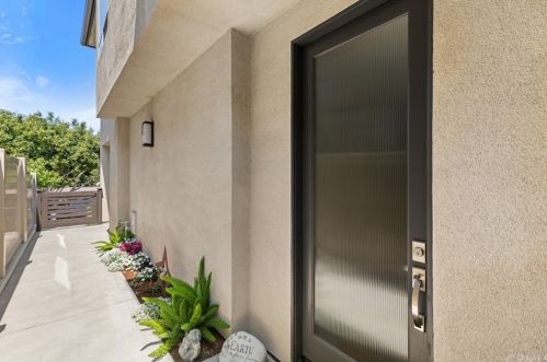 3589 Paul Jones Ave, San Diego, CA 92117-5630