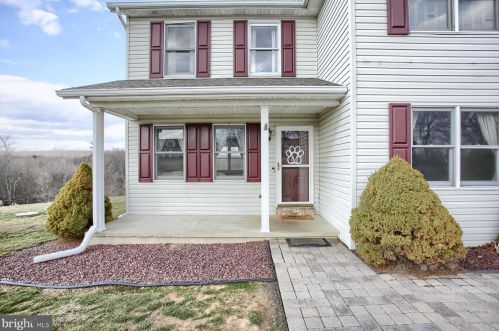 904 New Bloomfield Rd, Duncannon, PA 17020-9721