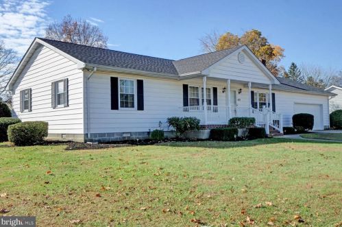407 Smith Ave, Harrington DE  19952-1226 exterior