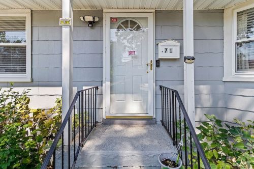 71 Lakewood Ave, Roosevelt, NY 11575-1410