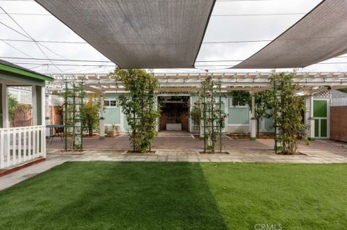 5634 Oliva Ave, Lakewood CA  90712-1612 exterior