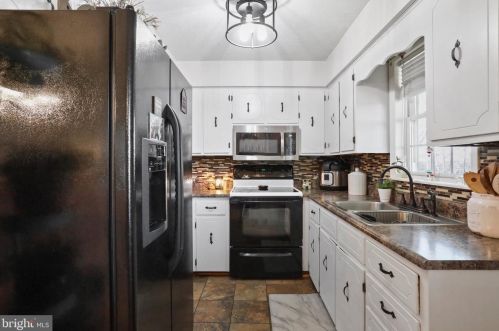 45 Ridge Loop Rd, Three Churches WV  26757-6377 exterior