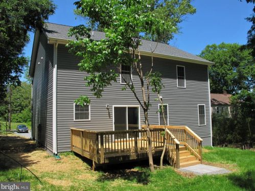 61 Lee St, Montross VA  22520-2776 exterior