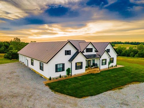 683 Eckmansville Rd, Lynx, OH 45693-9706