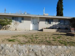 105 Tobar Way, El Paso, TX 79912-4513