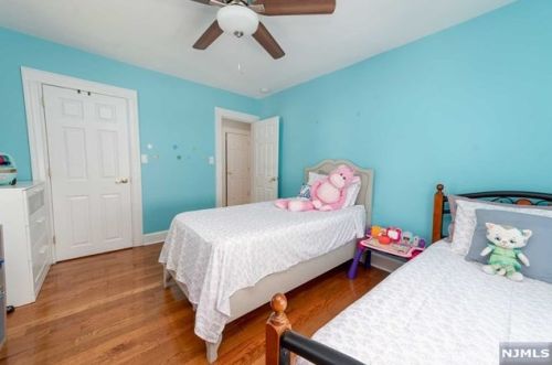 44 South St, Ridgefield Park NJ  07660-2222 exterior