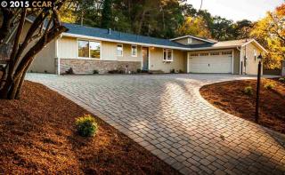 18 Lind Ct, Orinda, CA 94563-3615