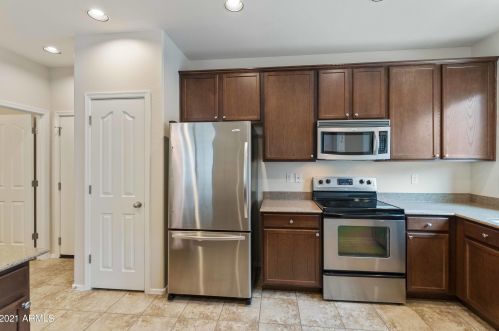 7449 30th Ter, Phoenix, AZ 85042-6056