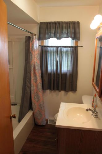 152 Eastview Rd, Washington Ch, OH 43160-2351