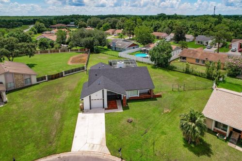 804 Flag Pl, Kissimmee, FL 34759-3323