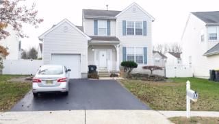 18 Devonshire Rd, Hazlet NJ  07730-1672 exterior