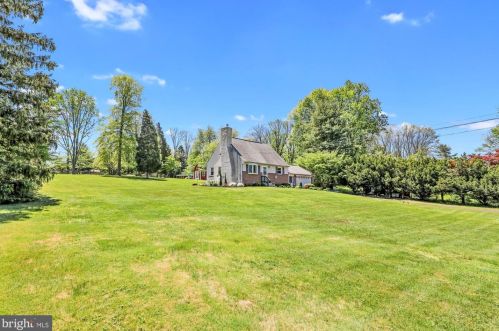 3894 Yerkes Rd, Collegeville PA  19426-3209 exterior