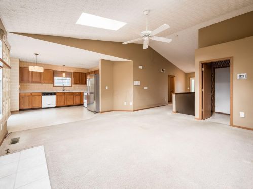 1867 Winding Hollow Dr, Darbydale OH  43123-4784 exterior