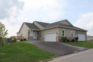 282 Settlement Dr, Lyons, WI 53105-7241