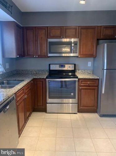 443 Albany St, Fredericksburg VA  22407-6387 exterior