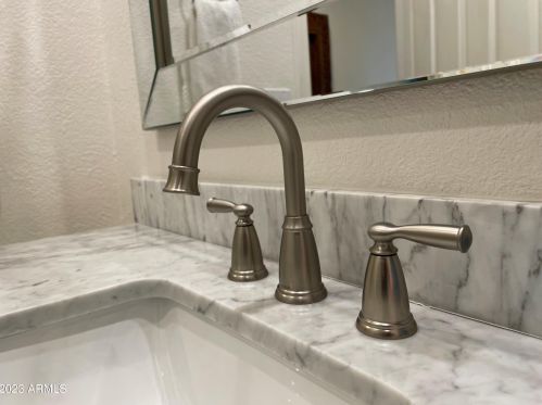 10556 Bella Vis Dr, Scottsdale AZ 85258-5761 exterior