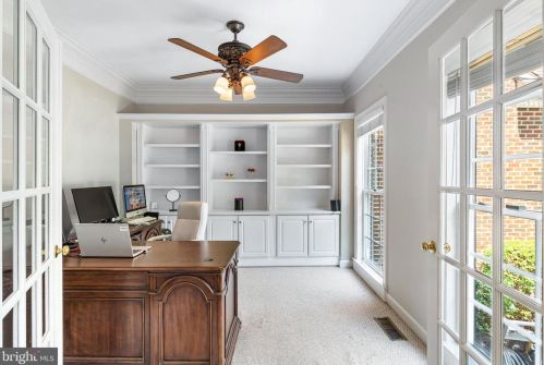 16640 Radcliffe Ln, Woodbridge VA  22191-4437 exterior