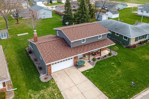 808 Lynn St, Horicon, WI 53032-1111