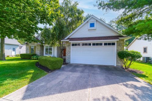 125 Red Pines Dr, Bellefontaine, OH 43311-9142