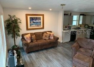 459 Hammock Ln, Ormond Beach, FL 32174-6103