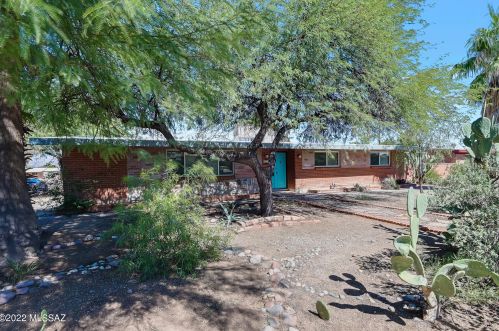 6111 18th St, Tucson, AZ 85711-4626