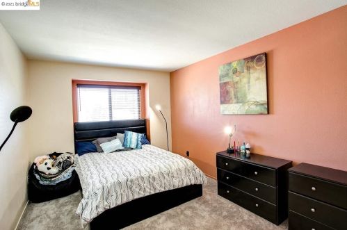 2309 Windsor Ln, Oakley CA  94561-3317 exterior