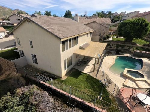 1371 Kirkmichael Cir, Riverside CA  92507-8426 exterior